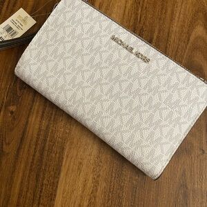 Michael Kors Jet Set Double Zip  Wristlet Bright White